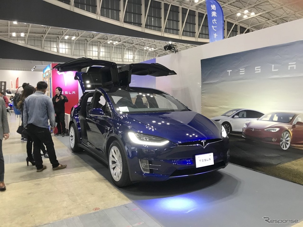 テスラ・モデルX（ジャパンボートショー2019に展示）《撮影 高木啓》