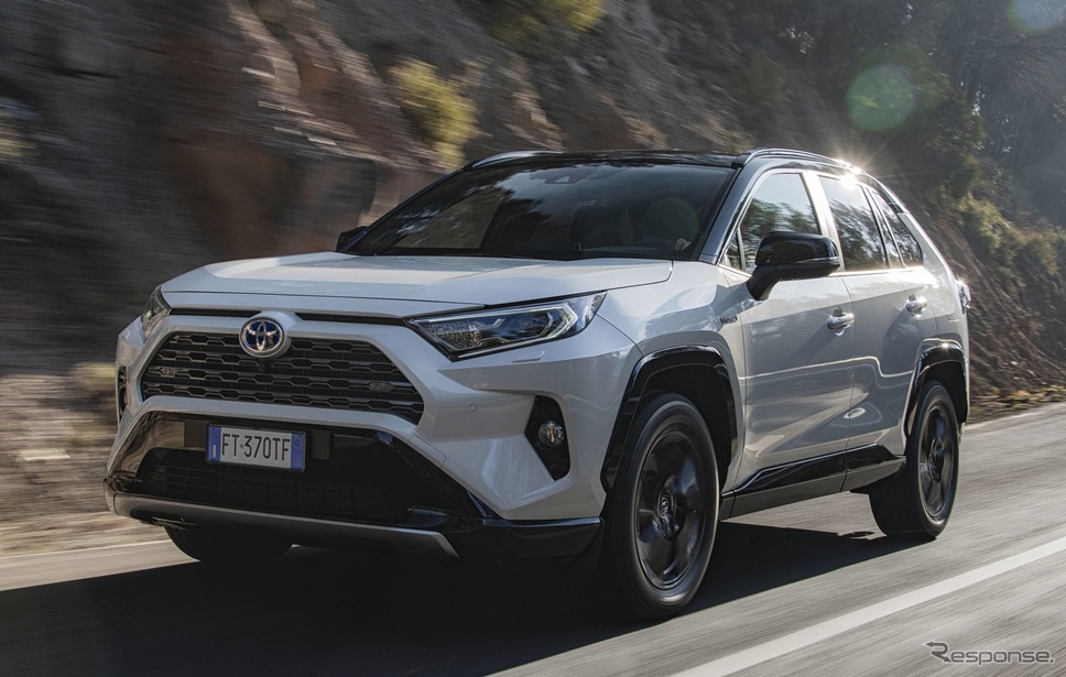 トヨタRAV4ハイブリッド 新型(欧州仕様)