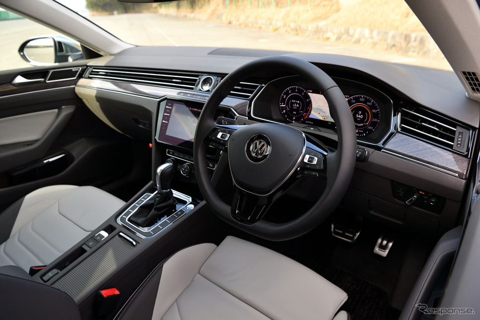 VW アルテオン エレガンス《撮影 雪岡直樹》