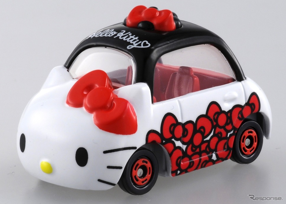 ドリームトミカ ハローキティ45周年記念 アニバーサリーセット(c) 1976, 2019 SANRIO CO., LTD.