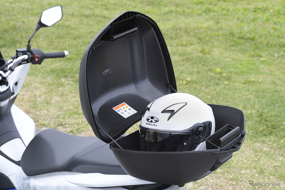 「宮古カレン」ホンダ PCXエレクトリック《撮影 青木タカオ》
