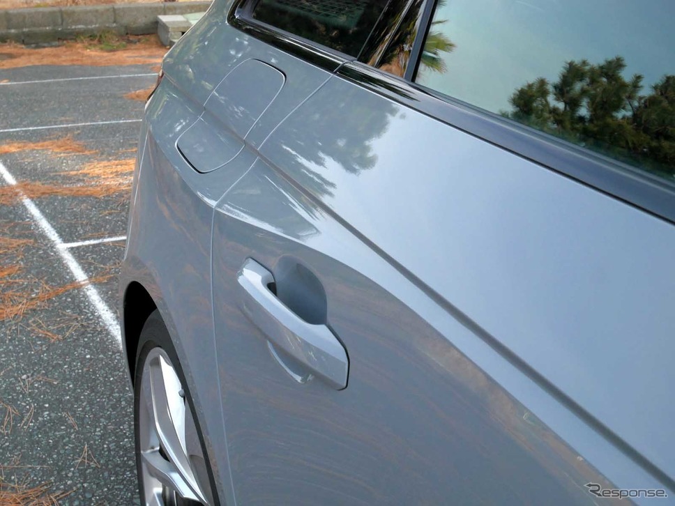 アウディ RS4アバント 新型撮影 中村孝仁