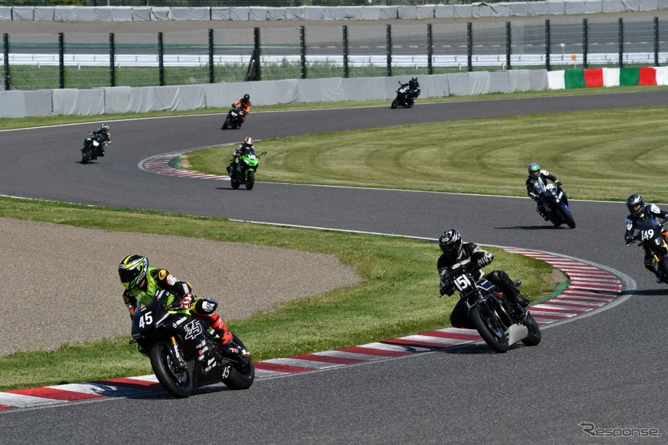 DUNLOPサーキットステーション