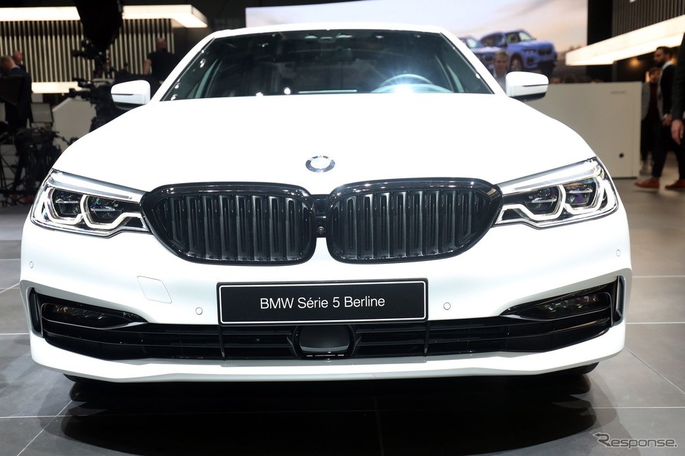 BMW 530e セダン(ジュネーブモーターショー2019)