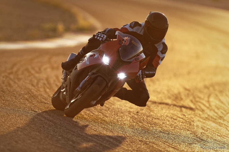 BMW S1000RR 新型