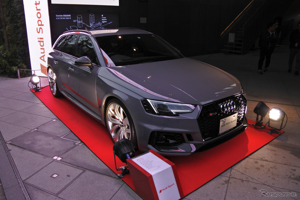 アウディ RS4アバント《撮影 小松哲也》