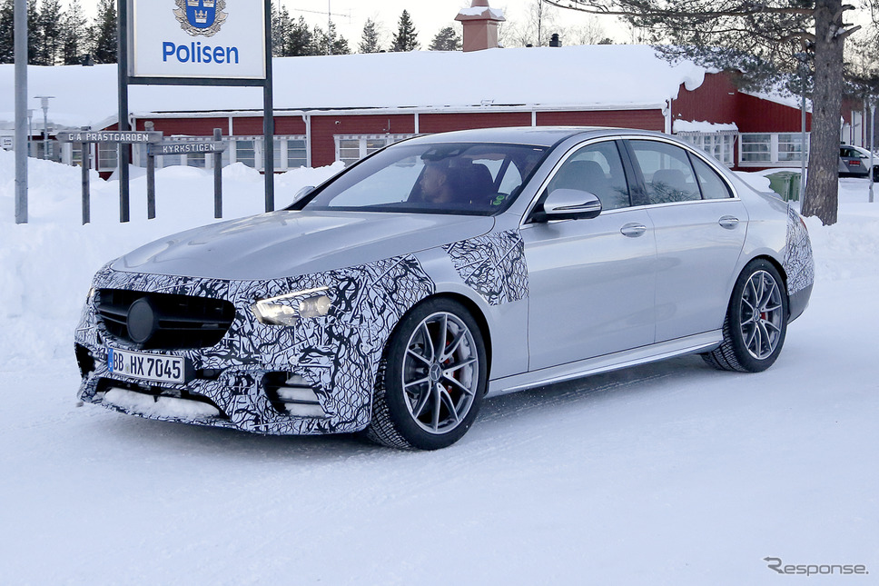 メルセデス AMG E63 スクープ写真《APOLLO NEWS SERVICE》