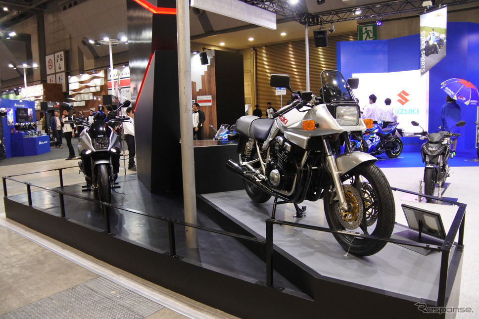 スズキブース(東京モーターサイクルショー2019)《撮影 小松哲也》
