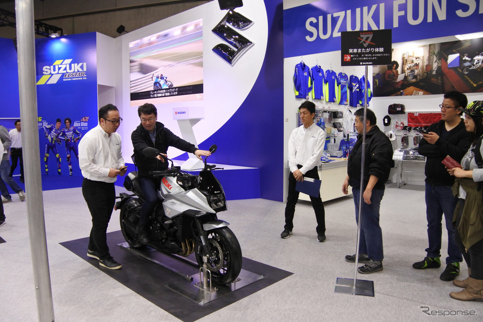 スズキブース(東京モーターサイクルショー2019)《撮影 小松哲也》