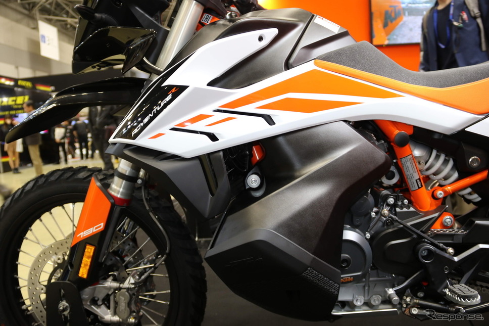 KTM 790アドベンチャー および アドベンチャーR を日本初披露…東京モーターサイクルショー2019《撮影 先川 知香》