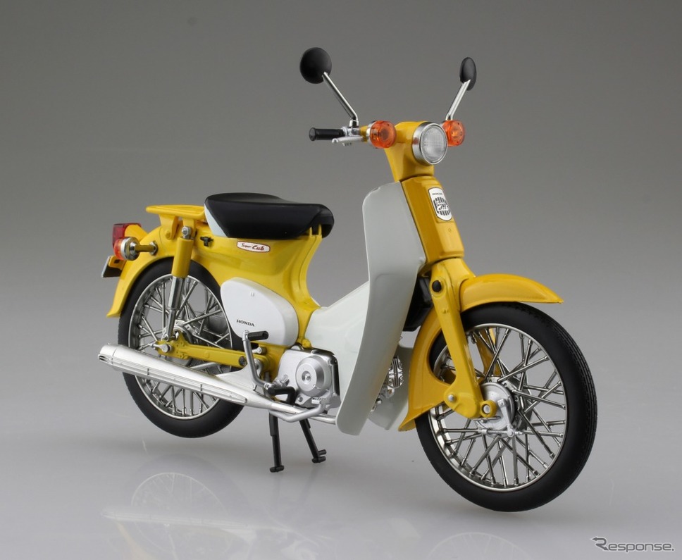 アオシマ 完成品バイクシリーズ ホンダ スーパーカブ（イエロー）※製品画像は試作品のため、実際の商品とは異なる箇所があります
