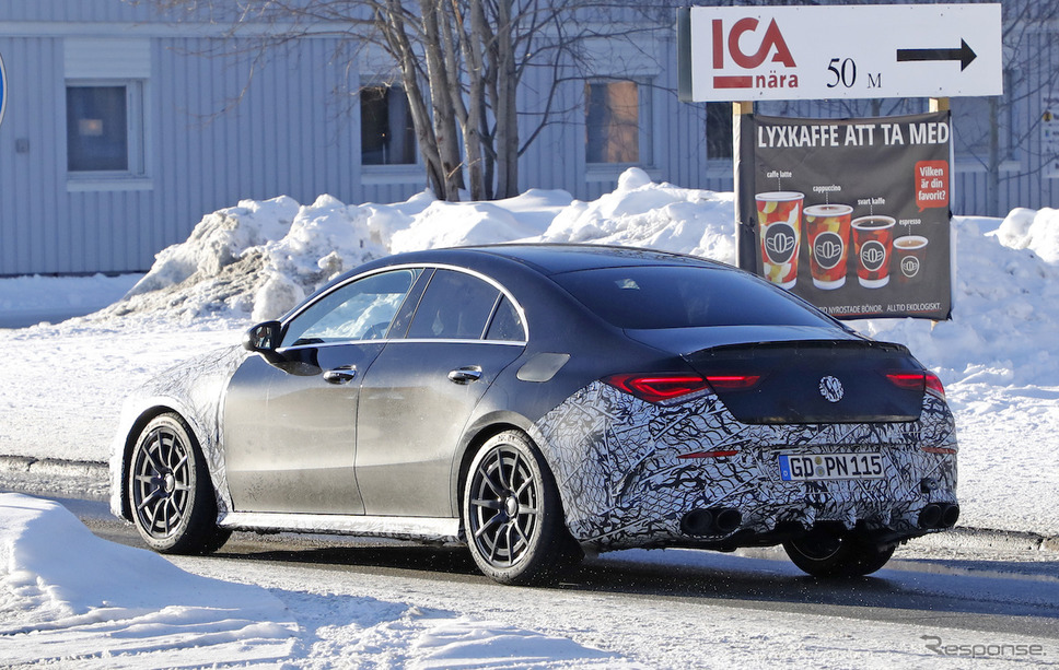 メルセデス AMG CLA45 スクープ写真《APOLLO NEWS SERVICE》
