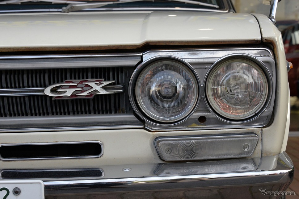 ローレル 2ドアハードトップ 2000GX(1970)嶽宮 三郎