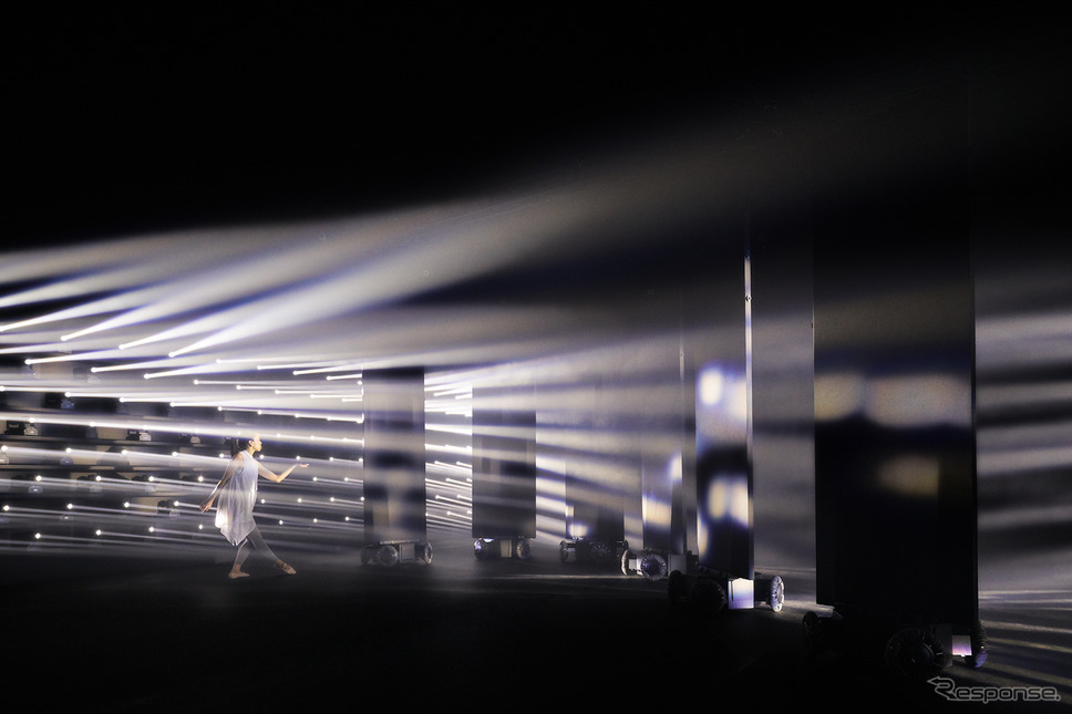 レクサスのミラノデザインウィークの「LEADING WITH LIGHT」