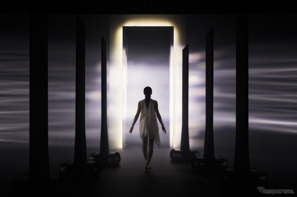 レクサスのミラノデザインウィークの「LEADING WITH LIGHT」