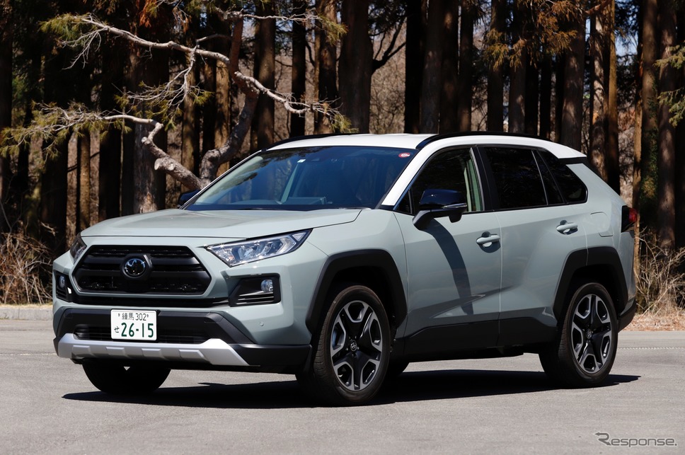 トヨタ RAV4 Adventure(アドベンチャー)《撮影 小林岳夫》