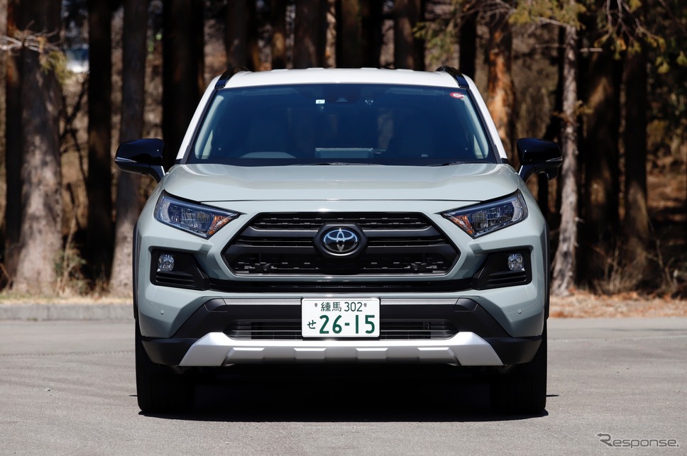 トヨタ RAV4 Adventure(アドベンチャー)《撮影 小林岳夫》