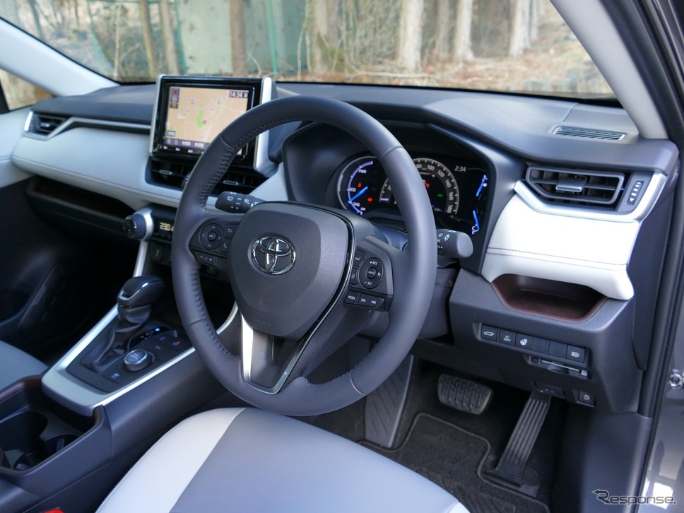 トヨタ RAV4 HYBRID G《撮影 島崎七生人》