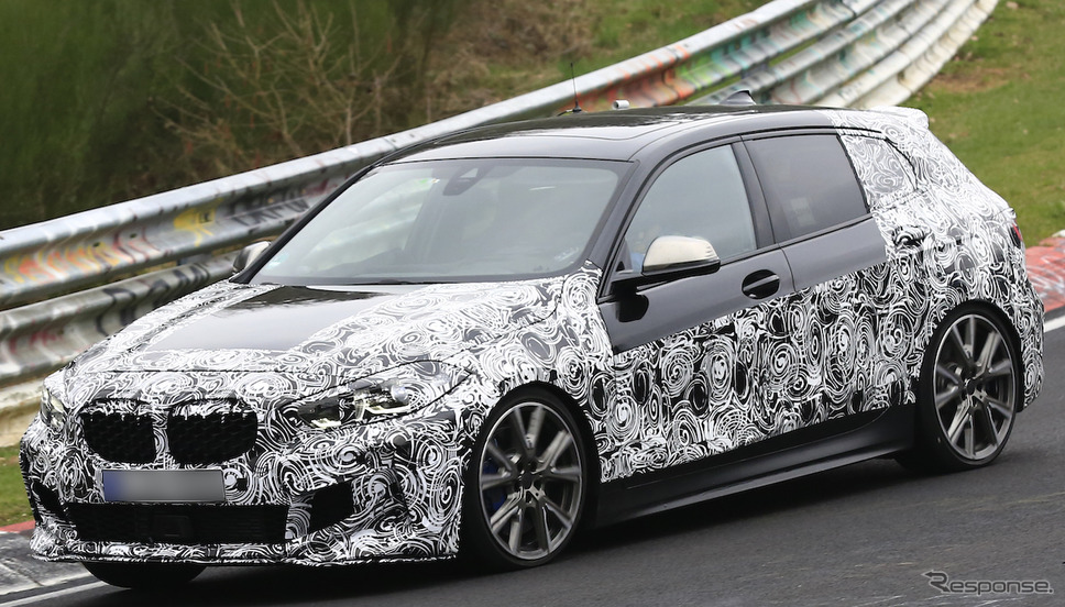 BMW M135i 次期型スクープ写真《APOLLO NEWS SERVICE》