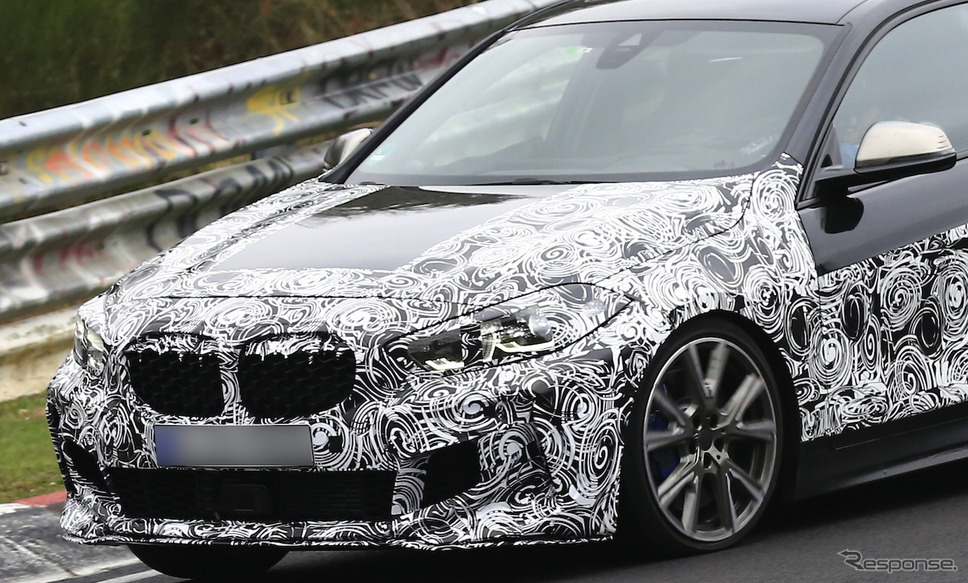 BMW M135i 次期型スクープ写真《APOLLO NEWS SERVICE》