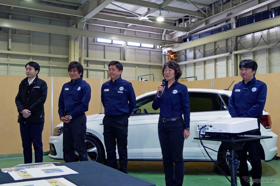 VW公認研修トレーナーを初めとするスタッフが紹介された