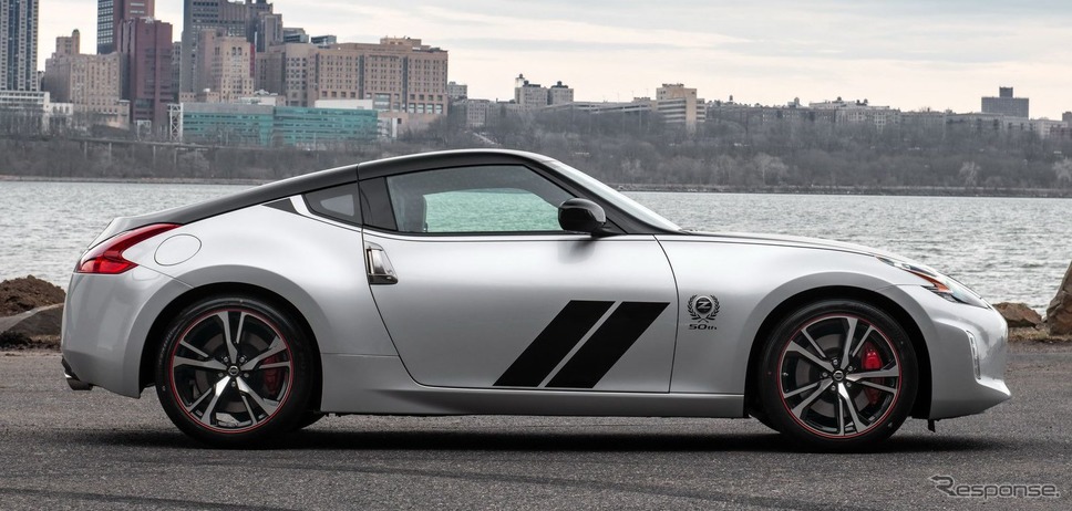 日産 370Z(フェアレディZ)の50thアニバーサリーエディション