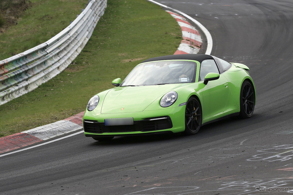 ポルシェ 911タルガ 新型プロトタイプ(スクープ写真)《APOLLO NEWS SERVICE》