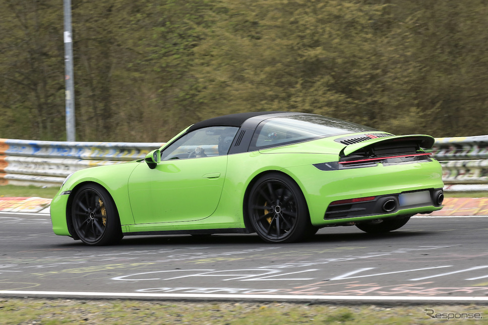 ポルシェ 911タルガ 新型プロトタイプ(スクープ写真)《APOLLO NEWS SERVICE》