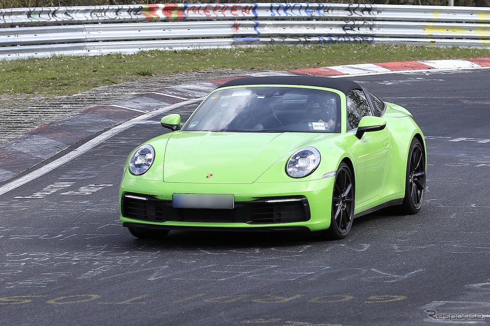 ポルシェ 911タルガ 新型プロトタイプ(スクープ写真)《APOLLO NEWS SERVICE》