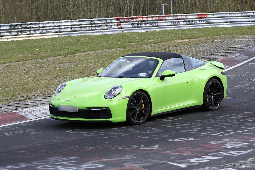 ポルシェ 911タルガ 新型プロトタイプ(スクープ写真)《APOLLO NEWS SERVICE》