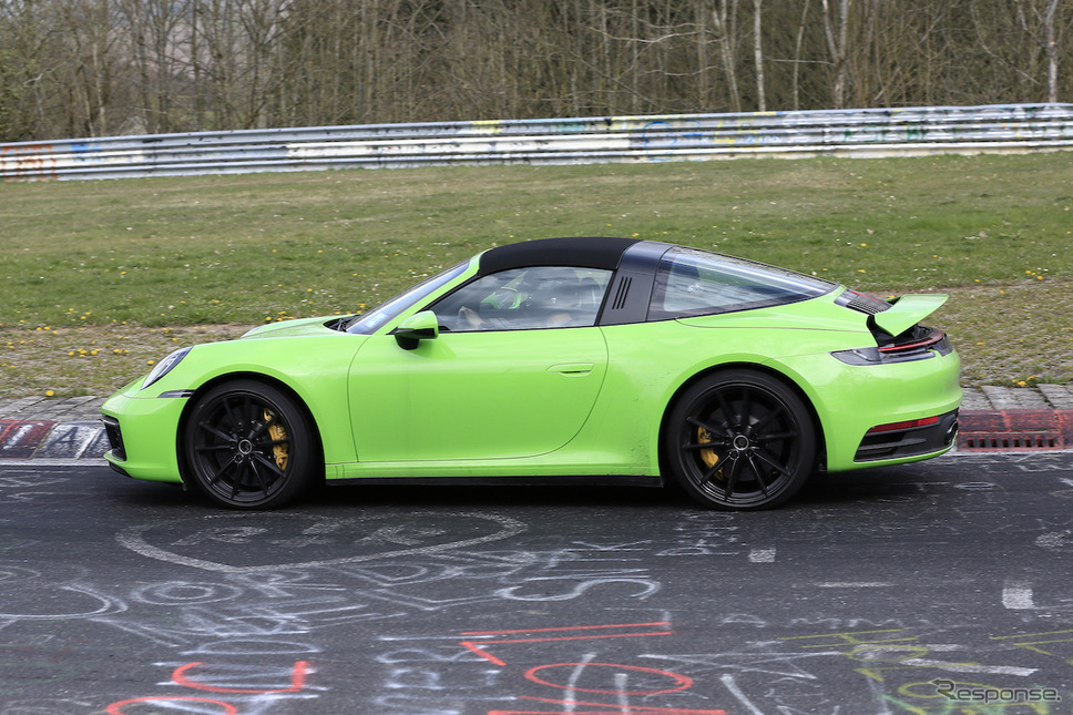 ポルシェ 911タルガ 新型プロトタイプ(スクープ写真)《APOLLO NEWS SERVICE》