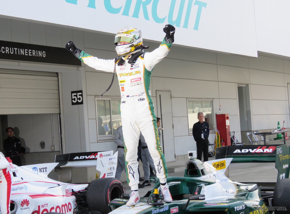 #37 キャシディが12番グリッド発進から優勝。《撮影 遠藤俊幸》