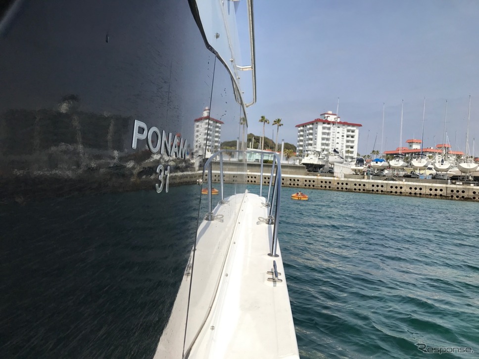 PONAM-31にはサイズを超えた軽快さとゆとりの両立のある、操る楽しさのあるボートだ。《撮影 中込健太郎》