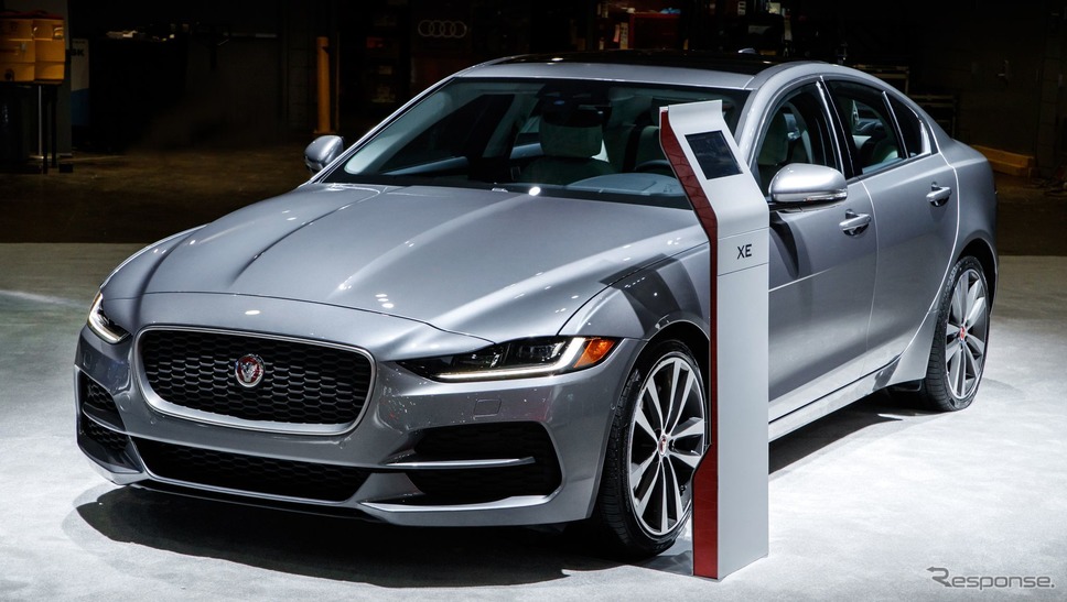 ジャガー XE 改良新型(ニューヨークモーターショー2019)