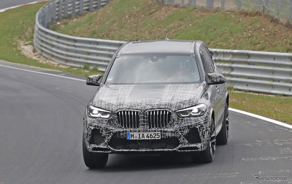BMW X5M 新型スクープ写真《APOLLO NEWS SERVICE》