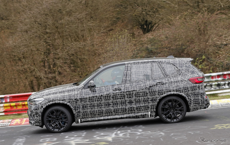 BMW X5M 新型スクープ写真《APOLLO NEWS SERVICE》