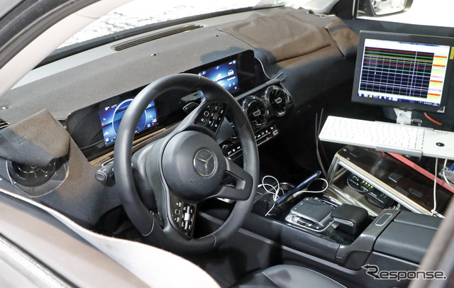メルセデスAMG GLB35 スクープ写真《APOLLO NEWS SERVICE》