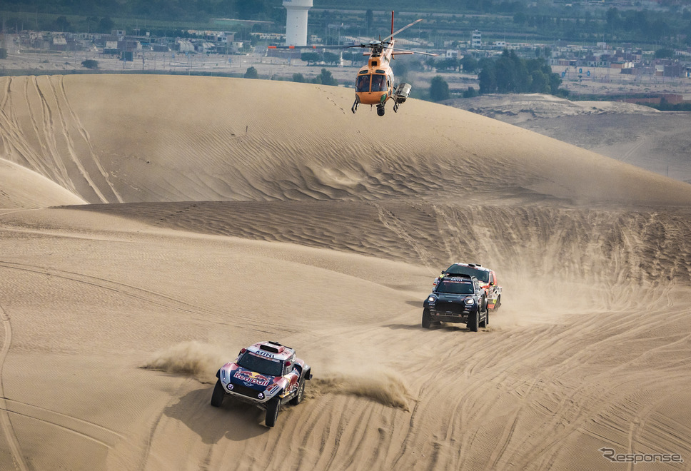 南米のペルーで開催された2019年ダカールラリーの模様。《写真提供 Red Bull》