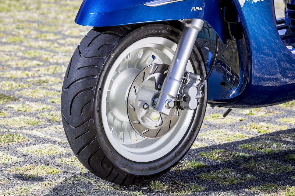プジョー ジャンゴ125 ABS 120thリミテッドエディション《撮影 山内潤也》