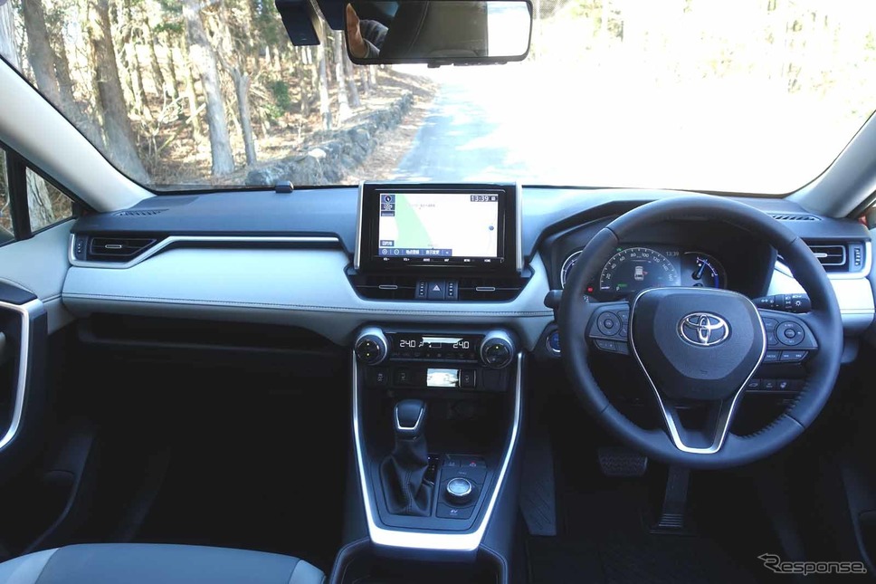 トヨタ RAV4ハイブリッド 新型撮影 中村孝仁