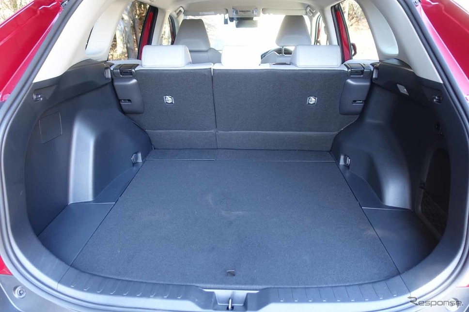 トヨタ RAV4ハイブリッド 新型撮影 中村孝仁