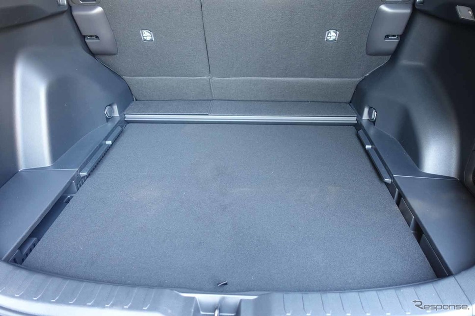 トヨタ RAV4ハイブリッド 新型撮影 中村孝仁