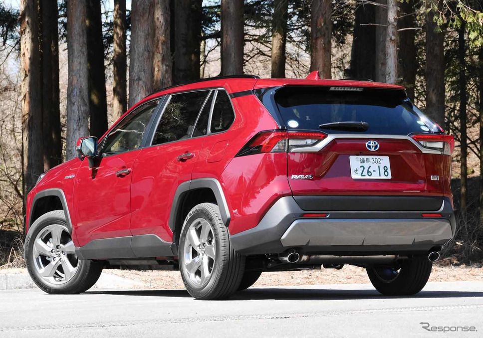 トヨタ RAV4ハイブリッド 新型撮影 中村孝仁