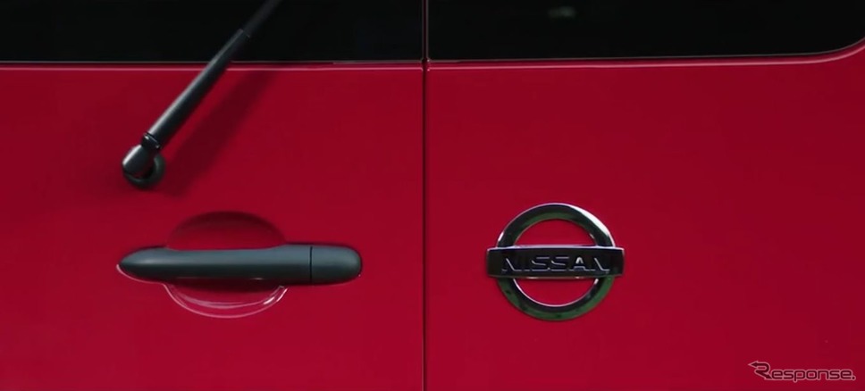 日産 NV250 のティザーイメージ