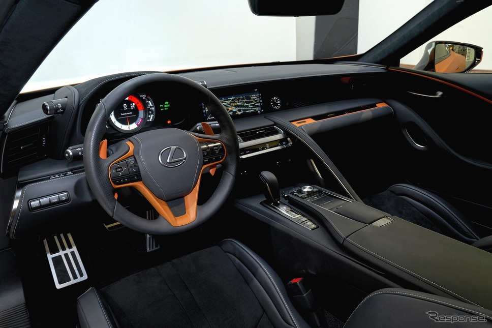 レクサスLC500hマットプロトタイプ《photo: Lexus》