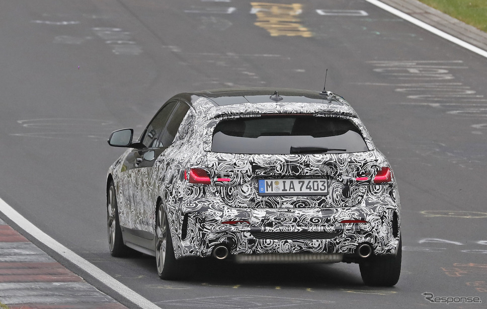 BMW 1シリーズ 新型プロトタイプ(スクープ写真)《APOLLO NEWS SERVICE》
