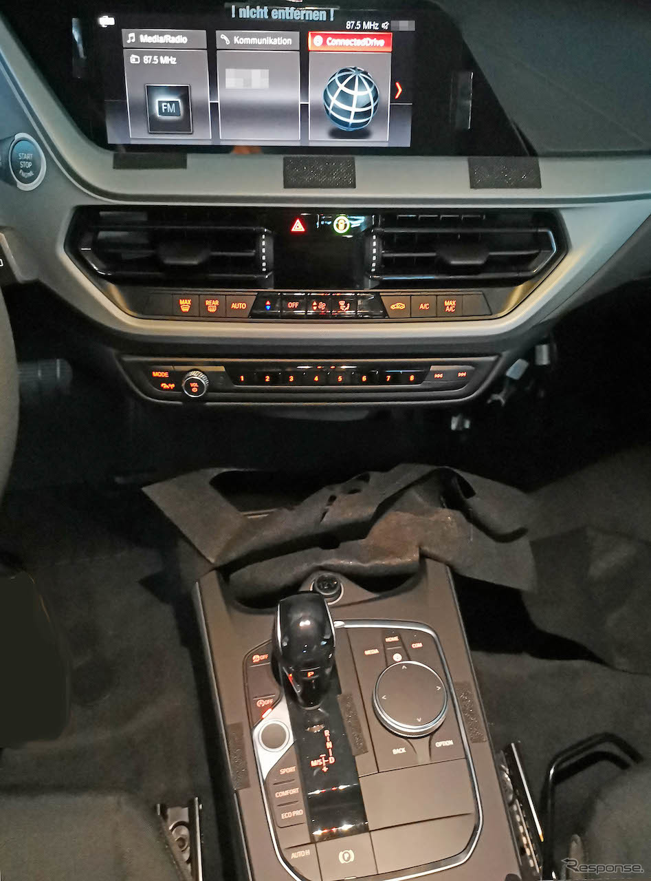BMW 1シリーズ 新型プロトタイプ(スクープ写真)《APOLLO NEWS SERVICE》