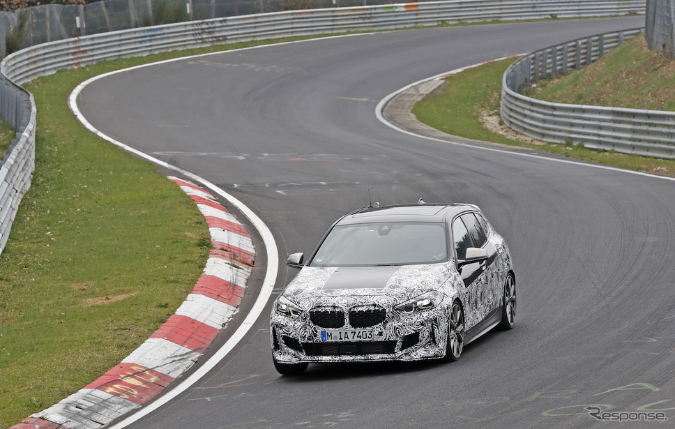 BMW 1シリーズ 新型プロトタイプ(スクープ写真)《APOLLO NEWS SERVICE》