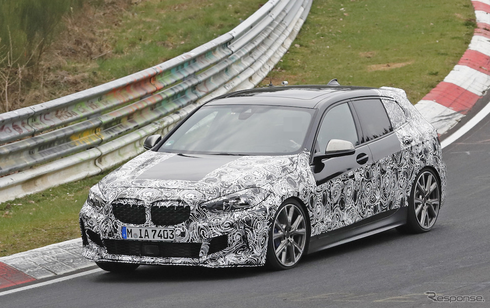 BMW 1シリーズ 新型プロトタイプ(スクープ写真)《APOLLO NEWS SERVICE》