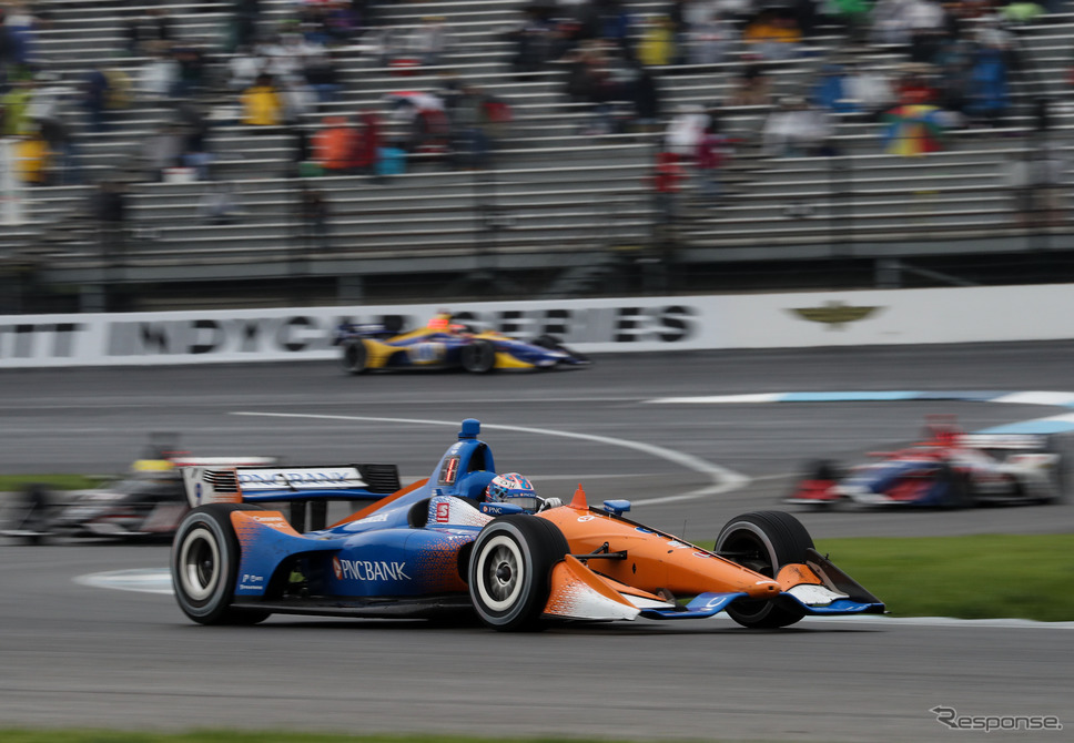 #9 ディクソンは2位に。《写真提供 INDYCAR》